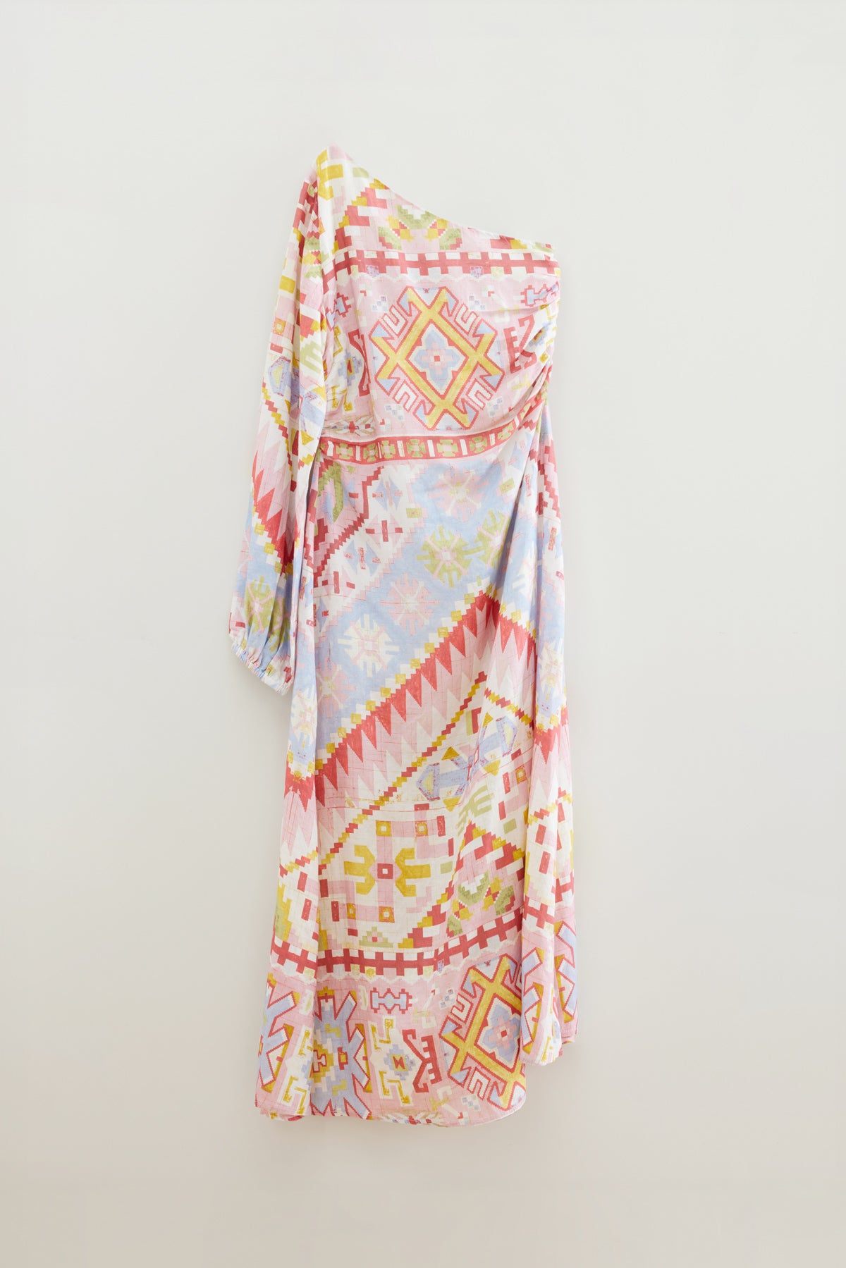 JAMU JAMU. LAST ONE! SIZE 6.