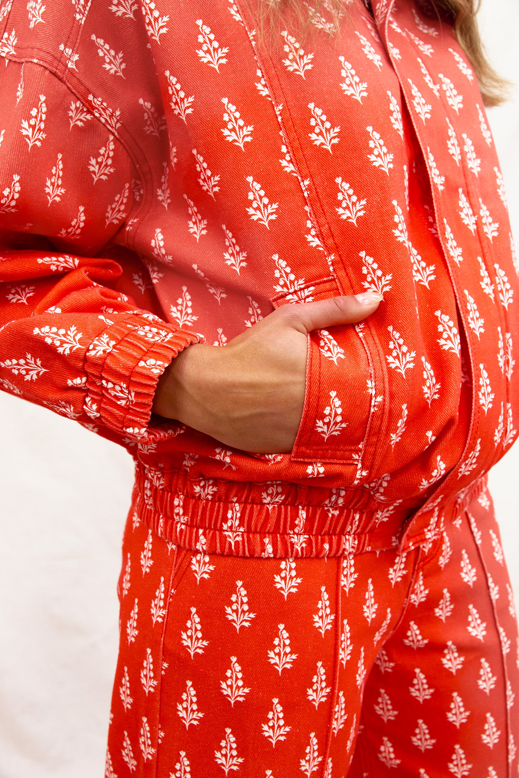 HIGH ON A HILL. Bomber.