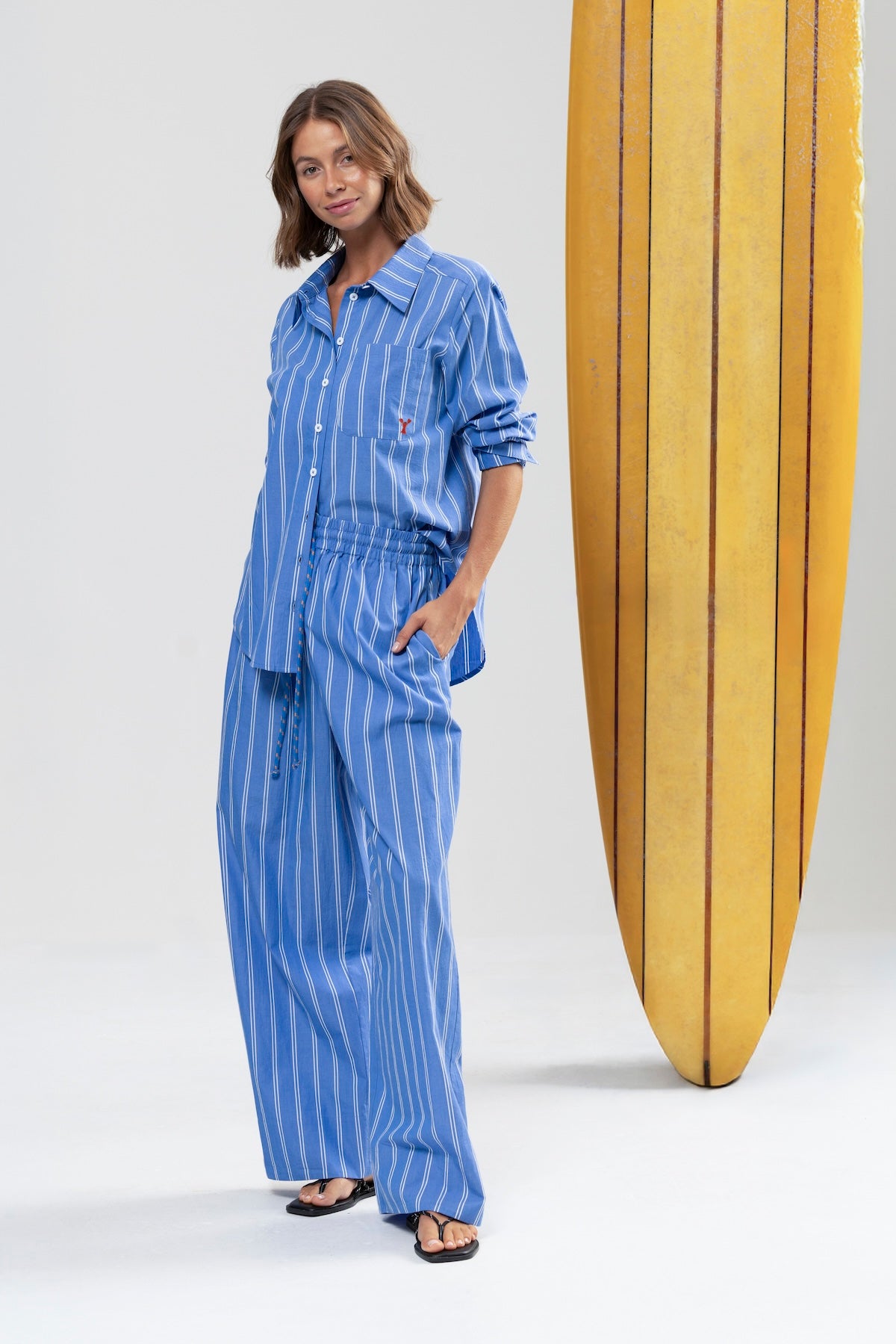 CRESCENT. PANT.