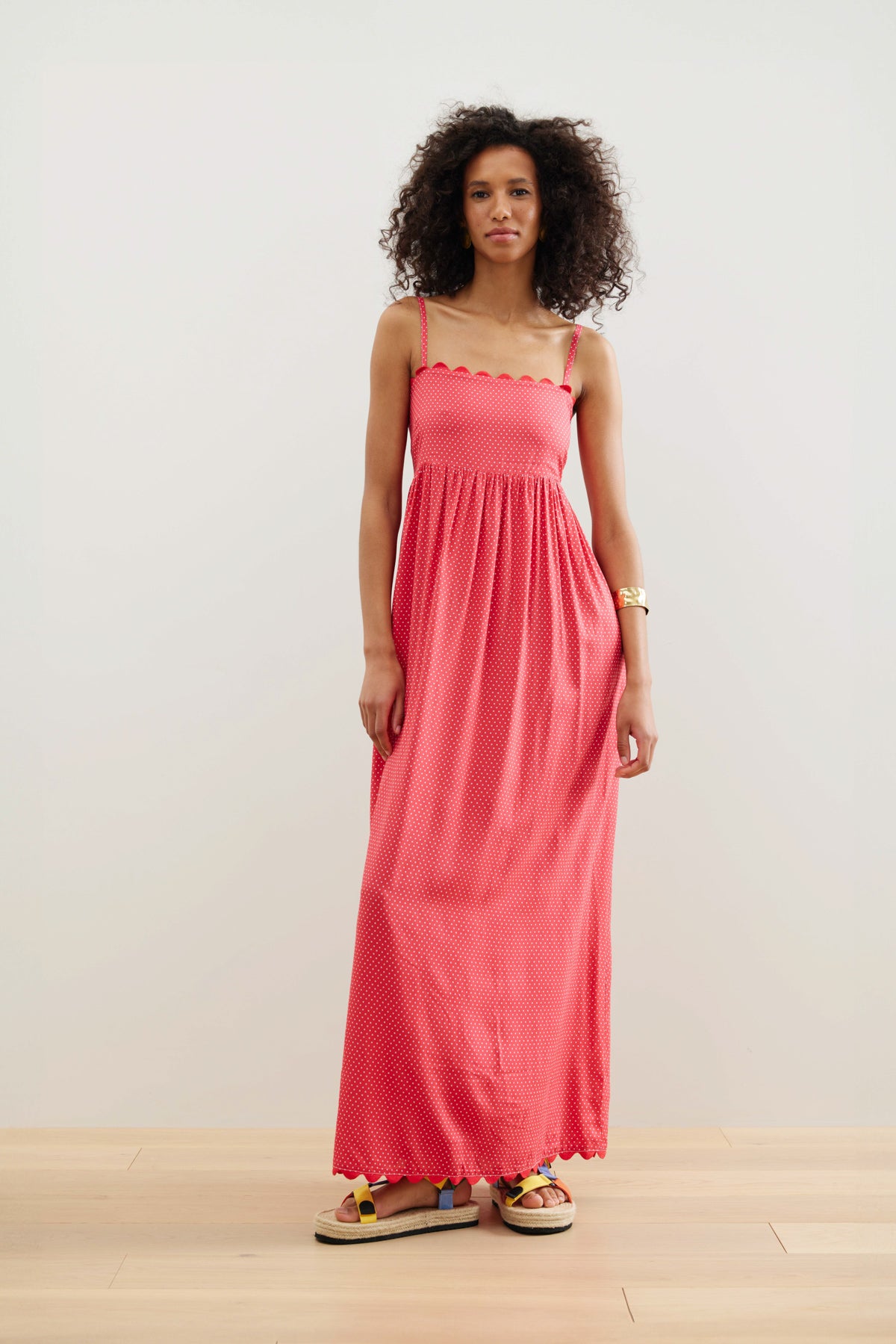 PINATA. Red. LAST SIZE 14!