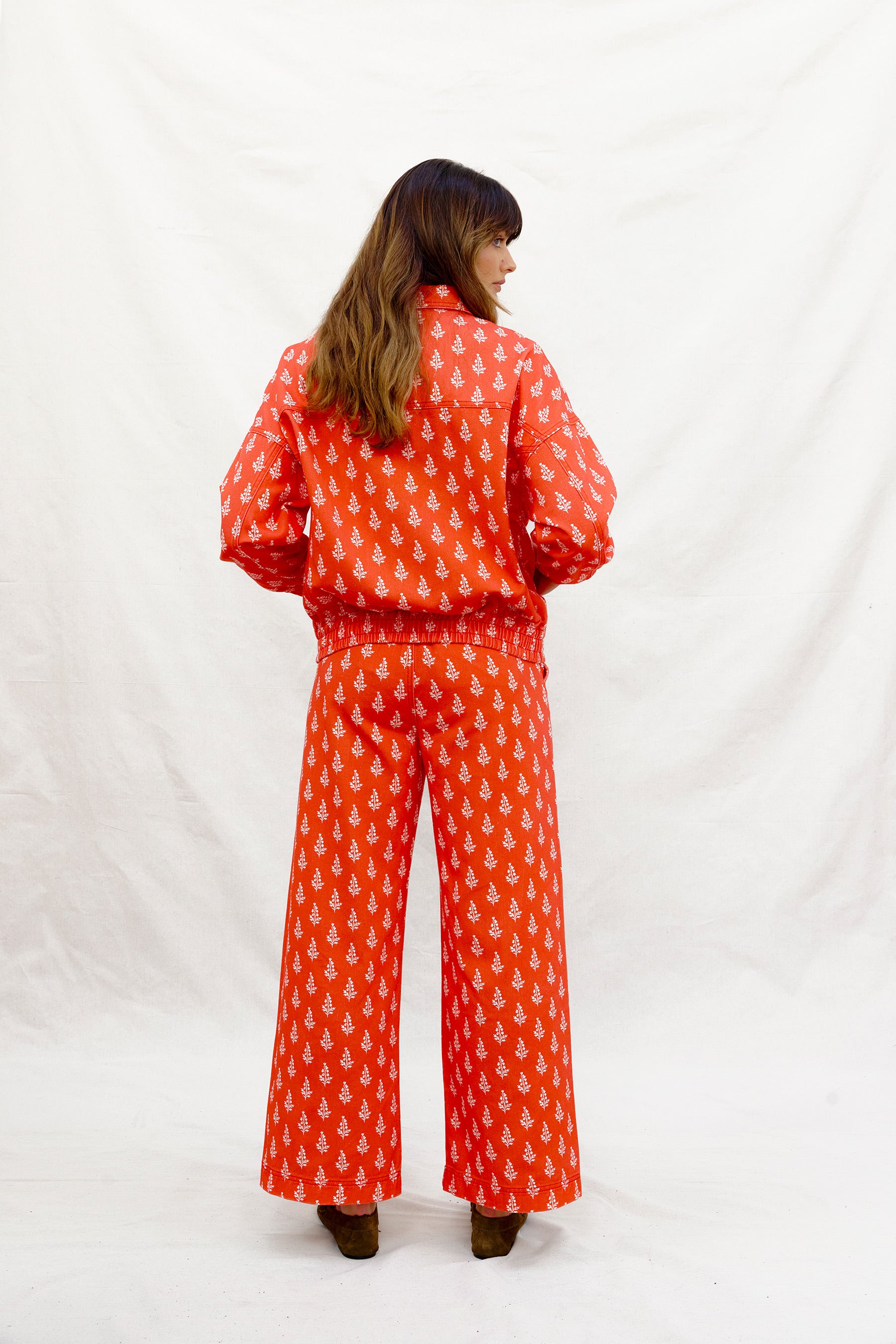 LIKE WATER FOR SWISS CHOCOLATE. Pant.