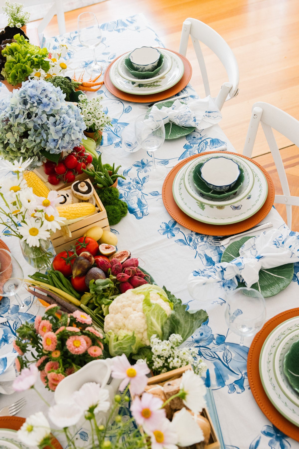 SQUIRREL NUTKIN. Napkins.