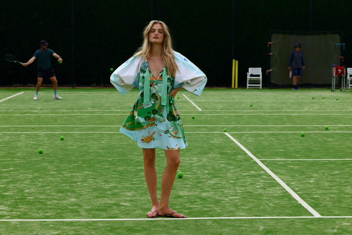 FAIRWAY TO HEAVEN. Dress.