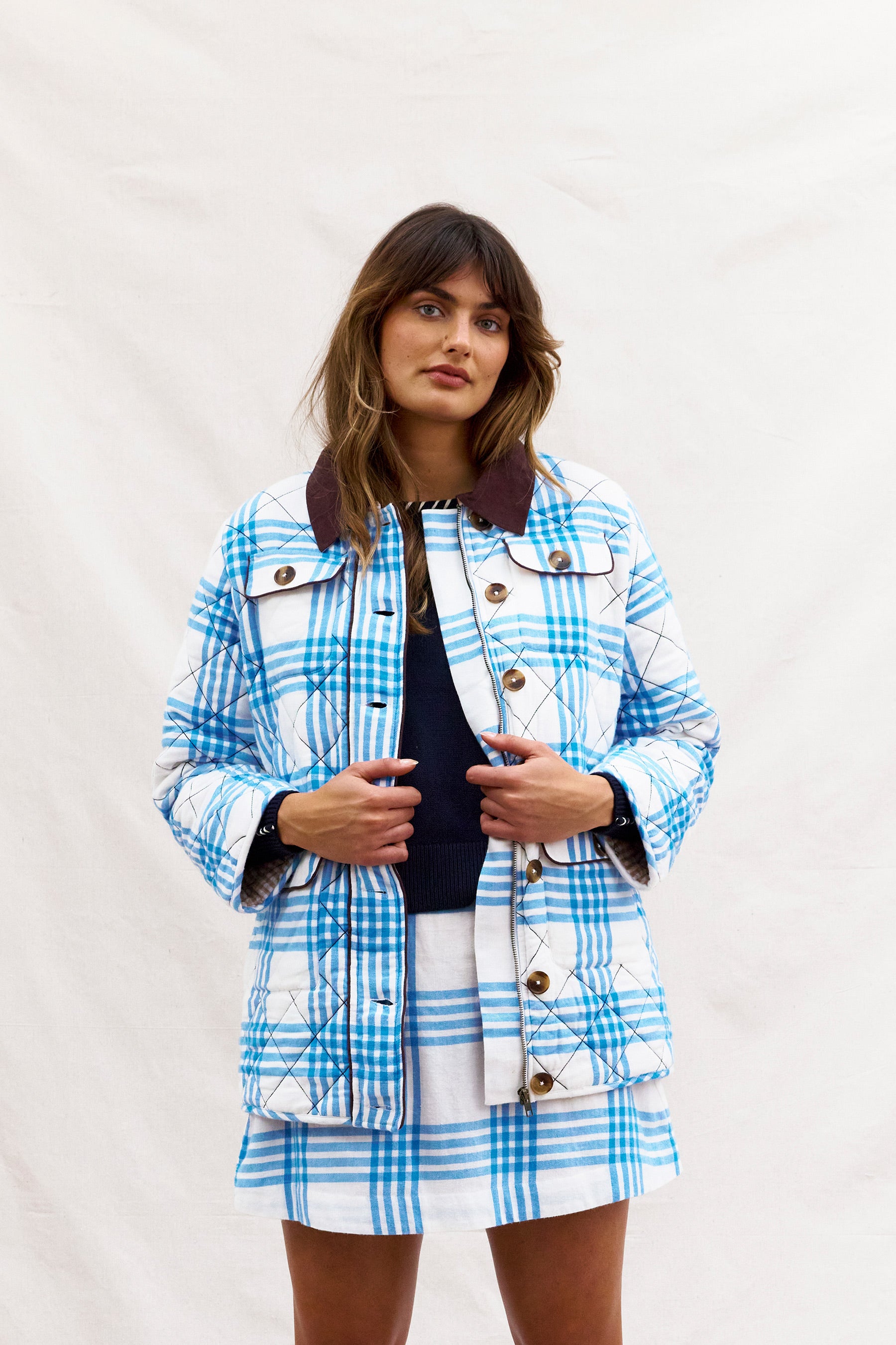 SHORT CUT TO KOFLERS HUT. Skirt.