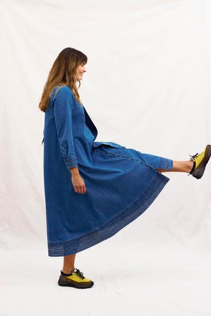 GET YOUR KICKS IN ST MORITZ. Dress.