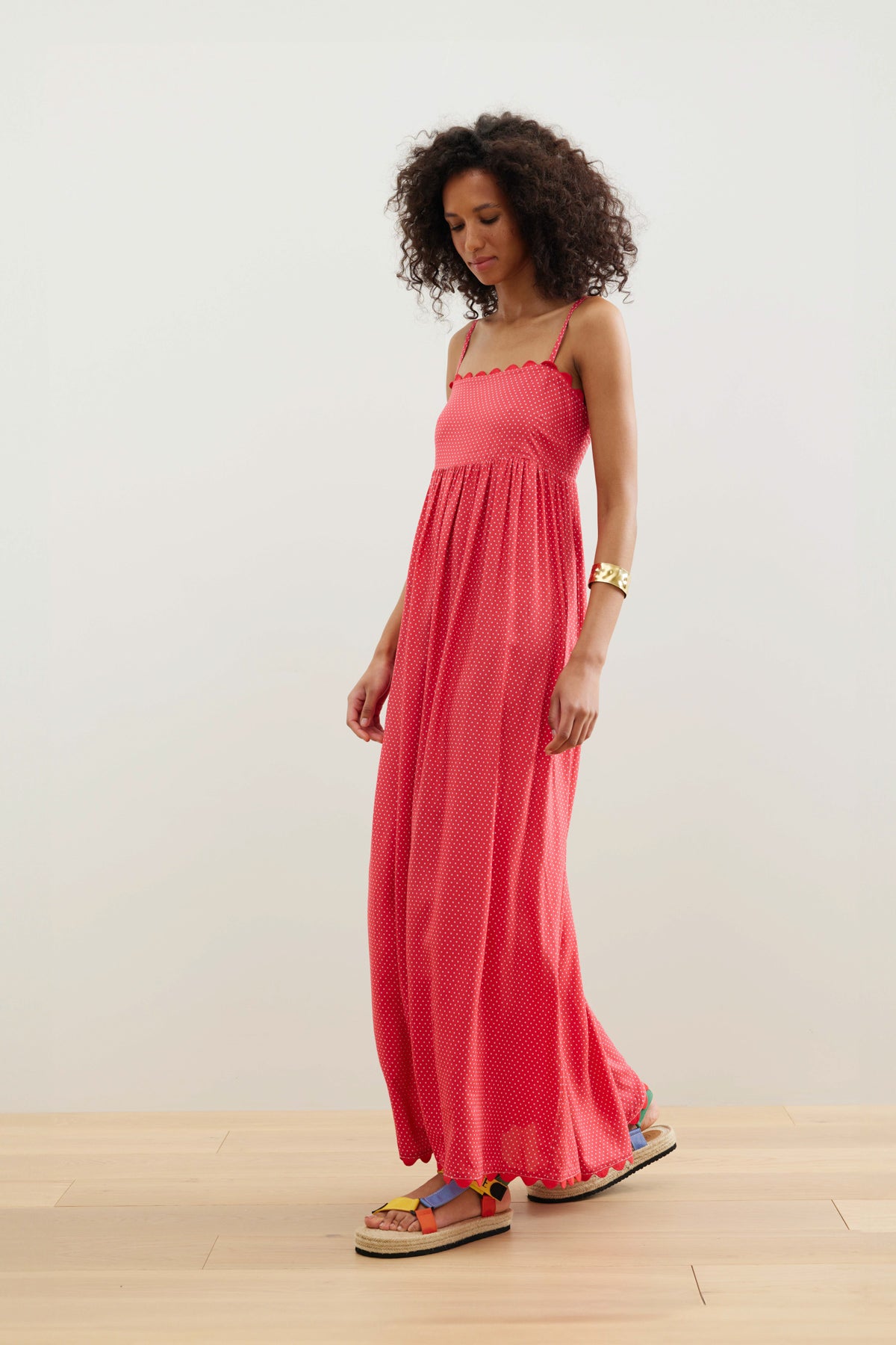 PINATA. Red. LAST SIZE 14!