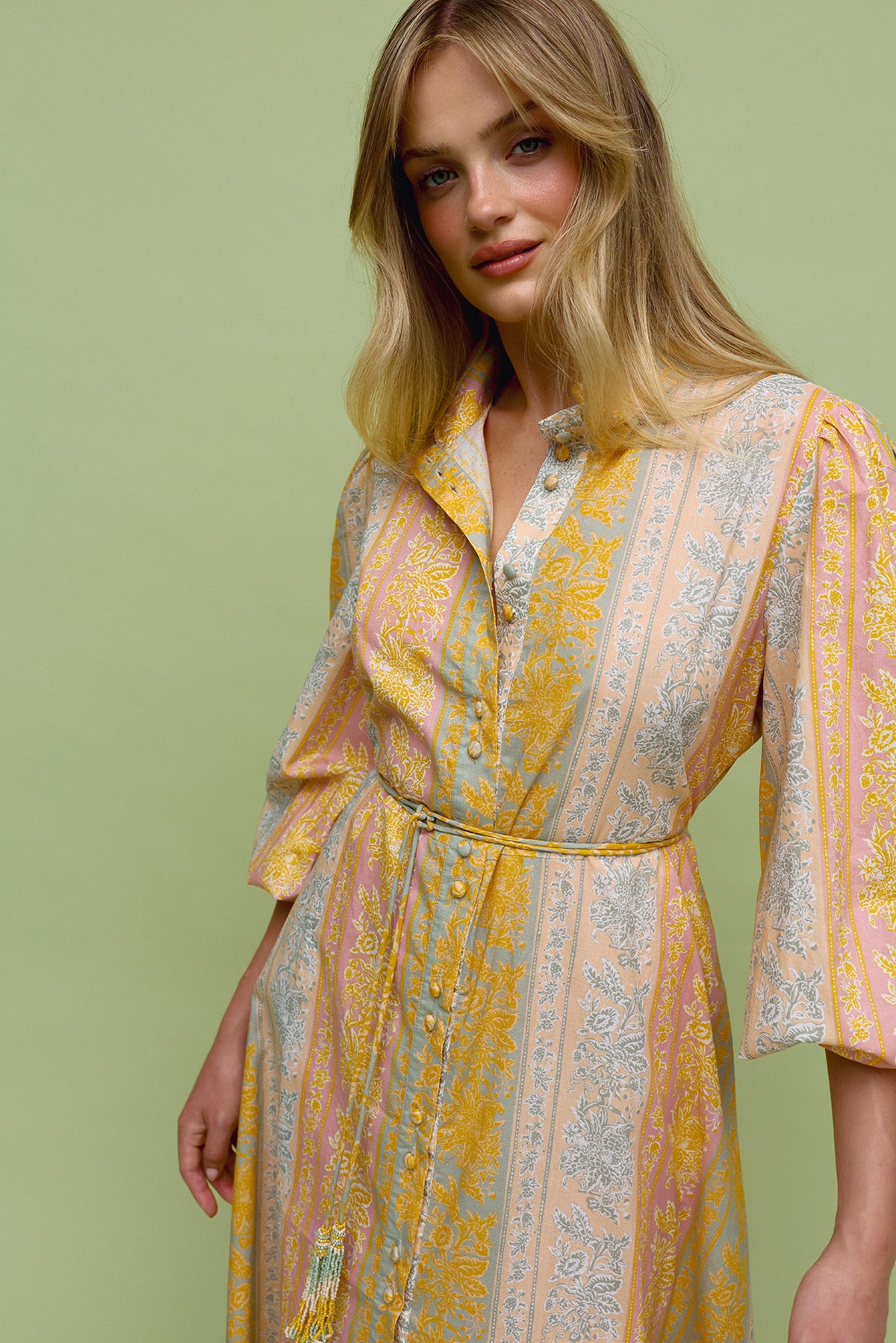 VOLLEY. Wallpaper. Dress.
