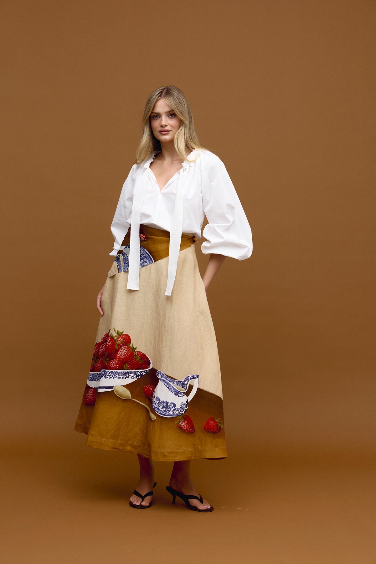 STRAWBERRIES & CREAM. Skirt.