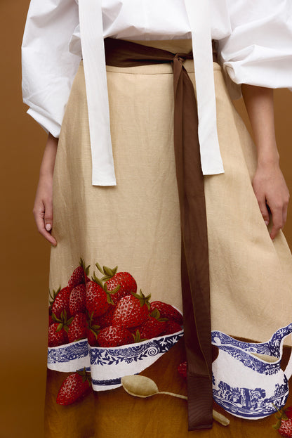 STRAWBERRIES & CREAM. Skirt.