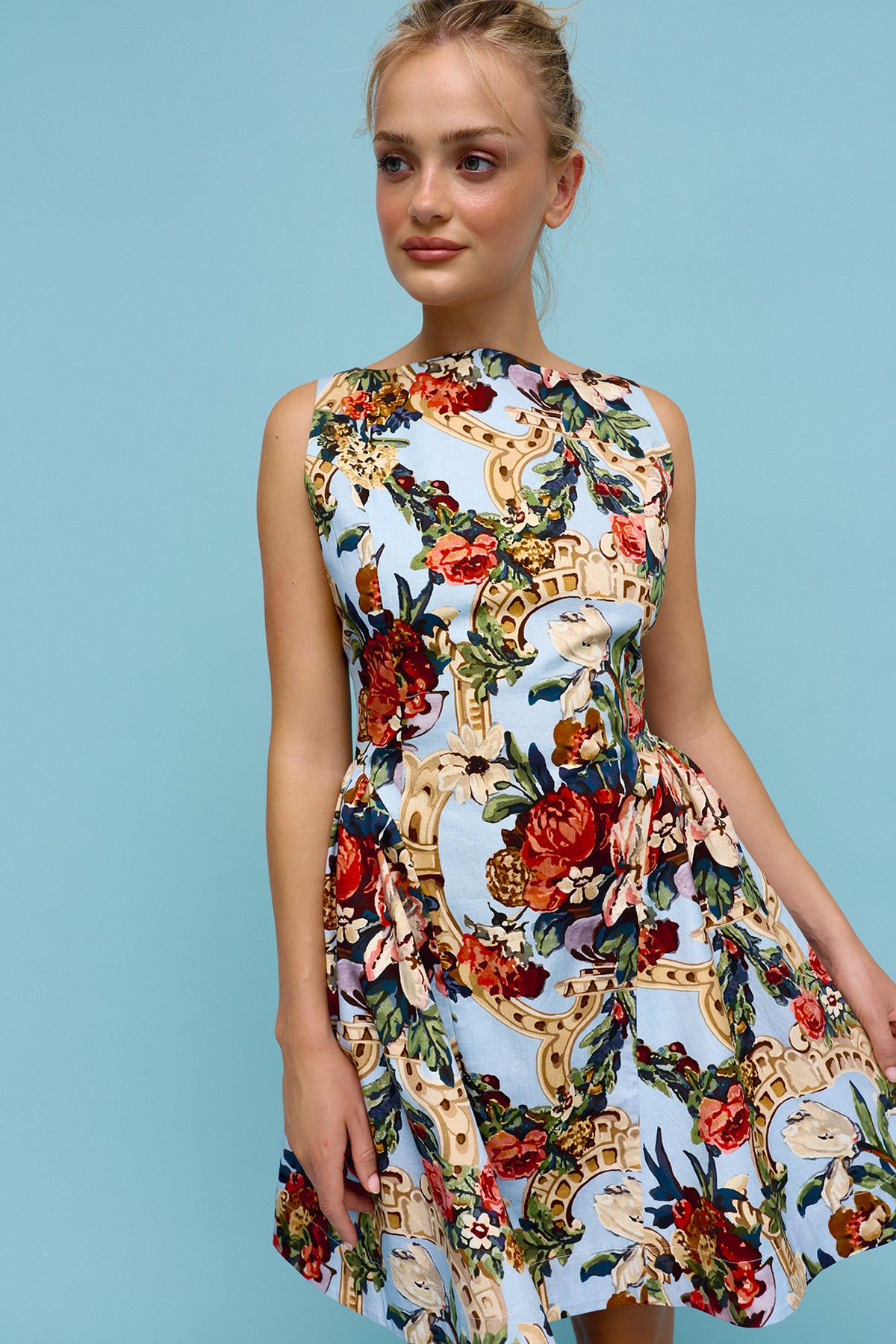 BREAK POINT. Dress.