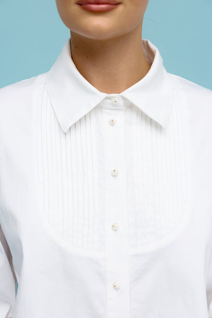 PLEATS. Top.
