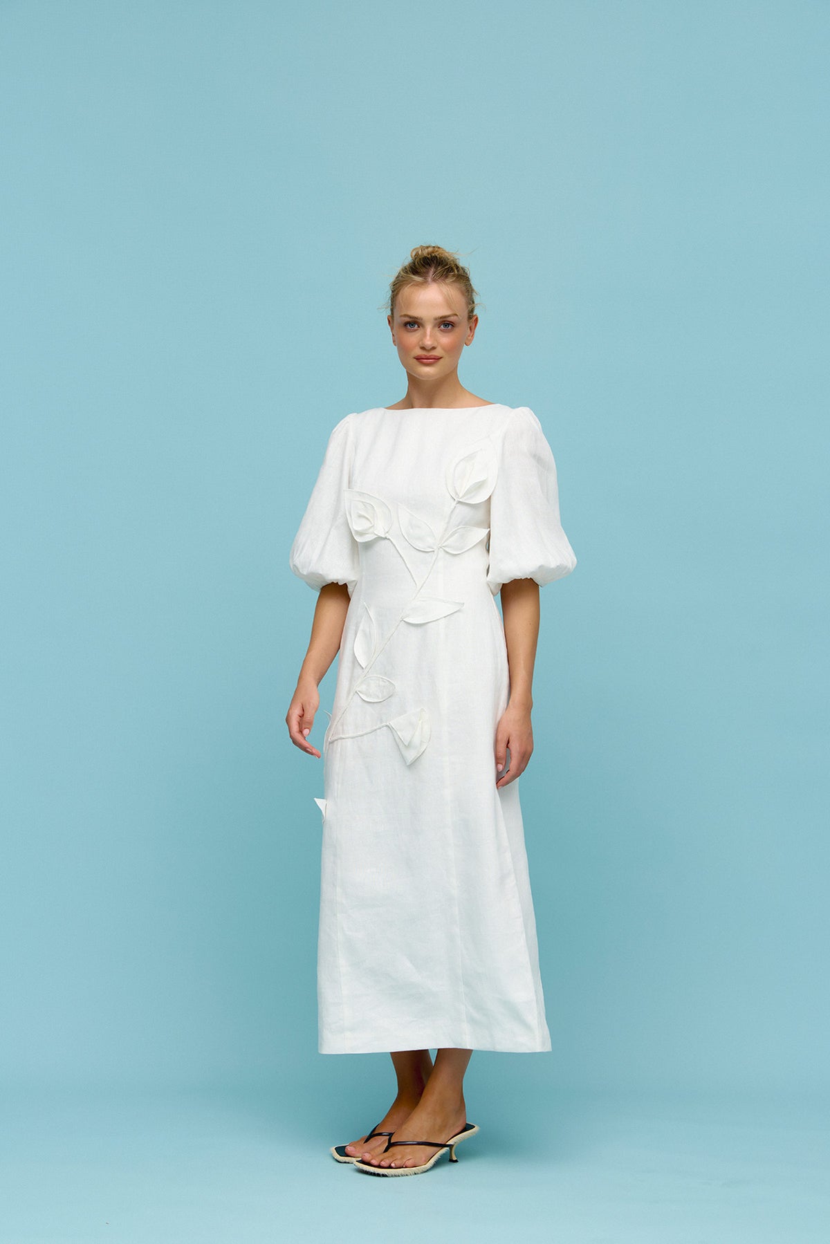 LADIES SINGLES IVORY. Dress.